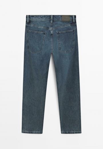 Прямые джинсы