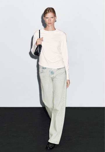 Прямые джинсы