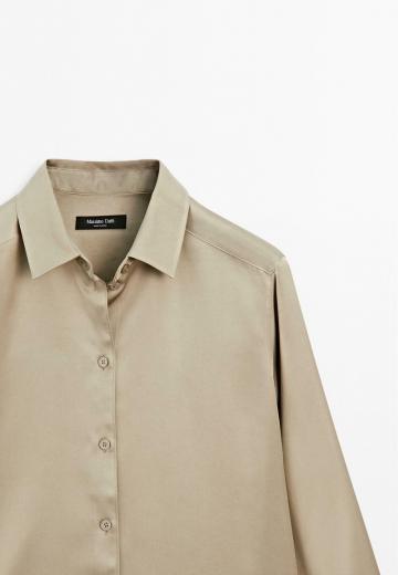 Атласная блузка