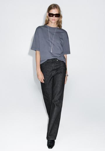 Прямые джинсы