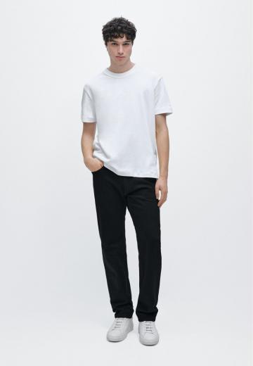 Прямые джинсы