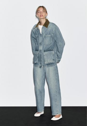 Куртка с накладнымит карманами