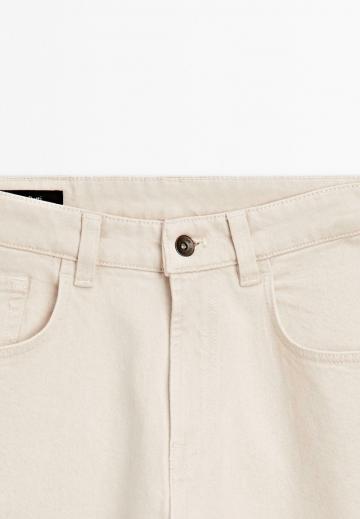 Прямые джинсы