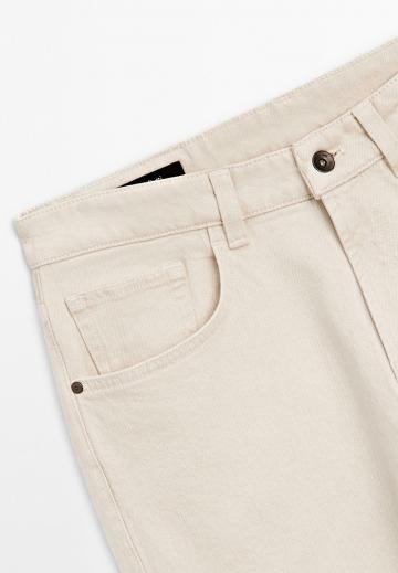 Прямые джинсы