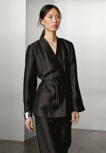 Короткое пальто