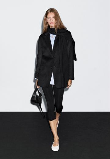 Длинный блейзер