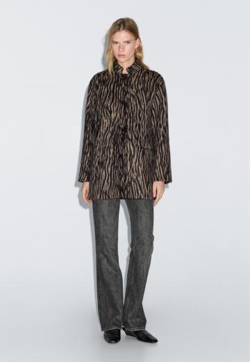 Короткое пальто