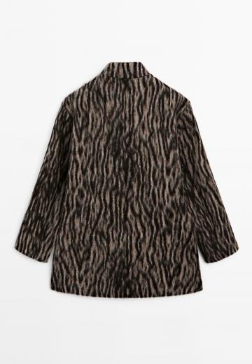 Короткое пальто