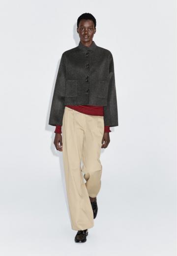 Короткая куртка