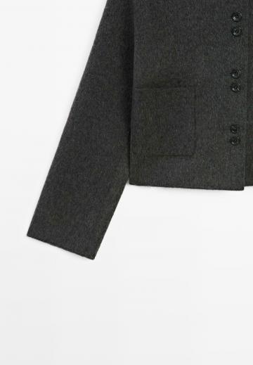 Короткая куртка