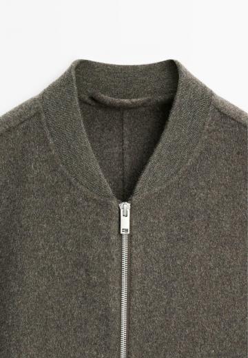 Куртка бомбер