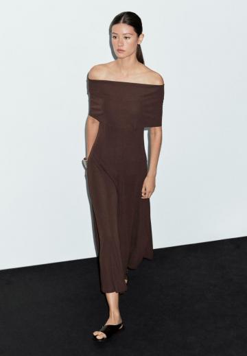 Платье футляр