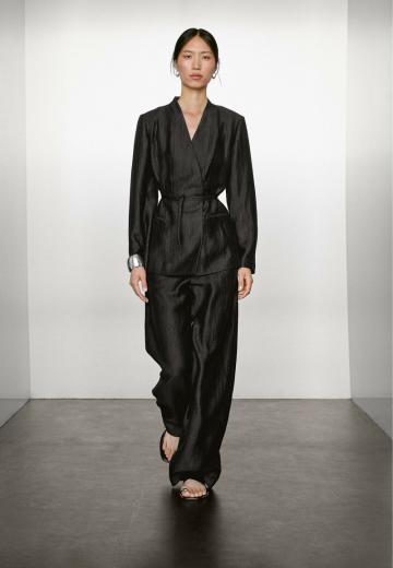 Прямые брюки