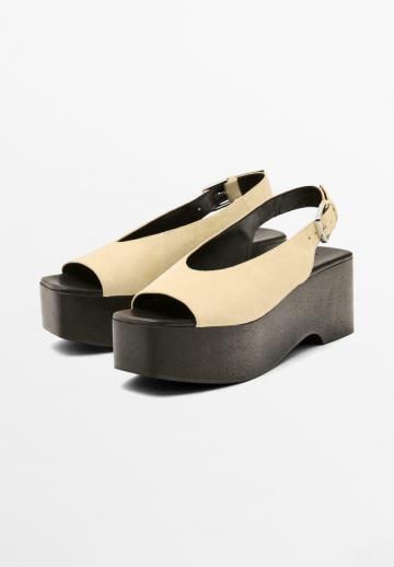 Босоножки на платформе