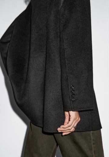 Короткое пальто