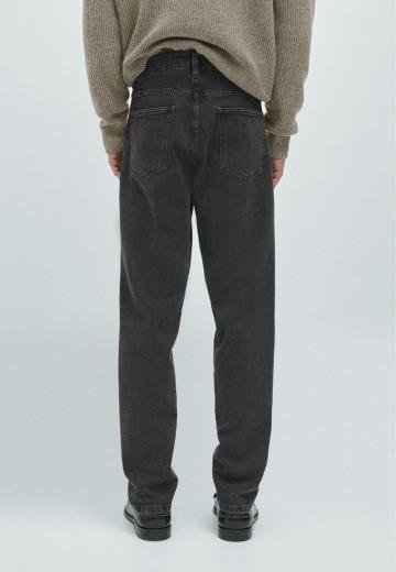 Узкие джинсы