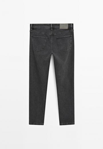 Узкие джинсы