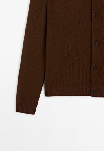 Вязаная кофта