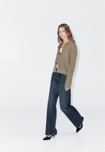 Вязаная кофта