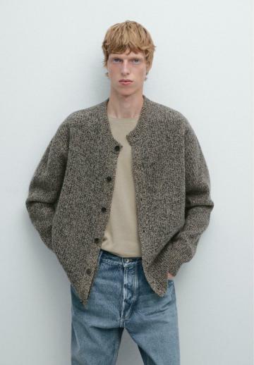 Вязаная кофта