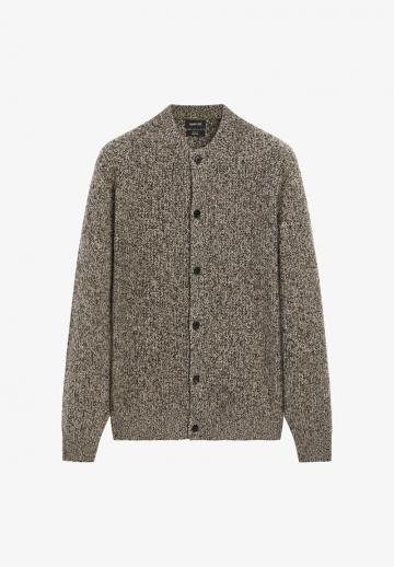 Вязаная кофта