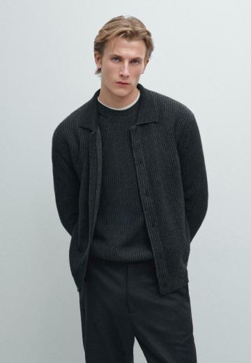 Вязаная кофта
