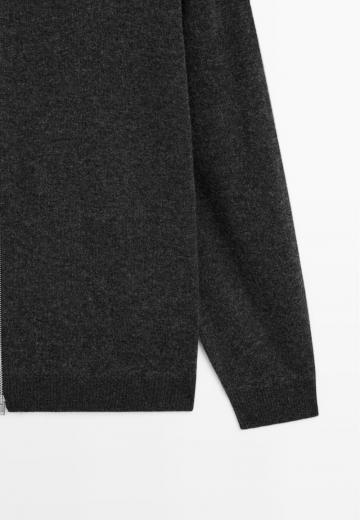 Вязаная кофта