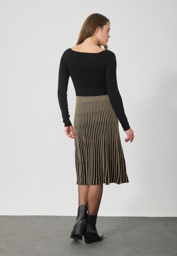 Вязаное платье