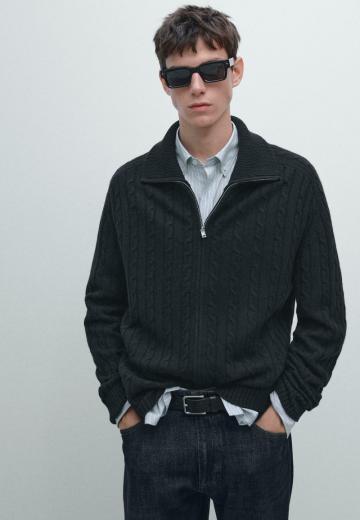 Вязаная кофта