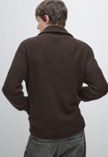 Вязаная кофта