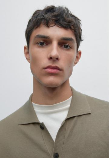 Вязаная кофта