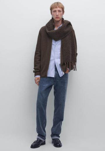 Вязаная кофта