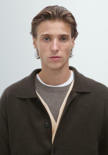 Вязаная кофта