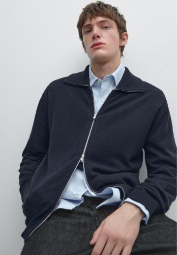 Вязаная кофта