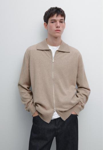 Вязаная кофта