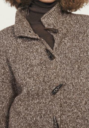 Вязаная кофта