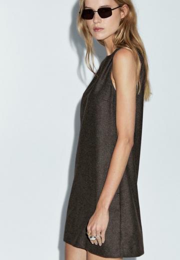 Короткое платье