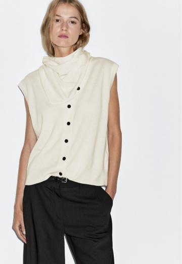 Пуловер без рукавов