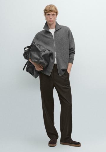 Вязаная кофта