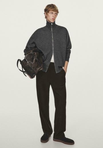 Вязаная кофта