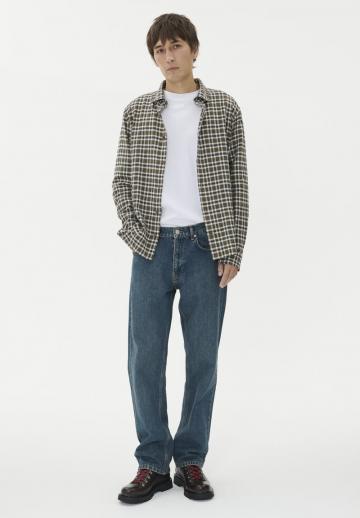 Прямые джинсы