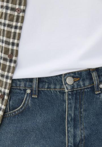 Прямые джинсы