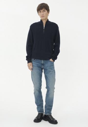 Узкие джинсы