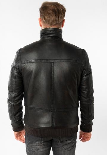 Кожаная куртка