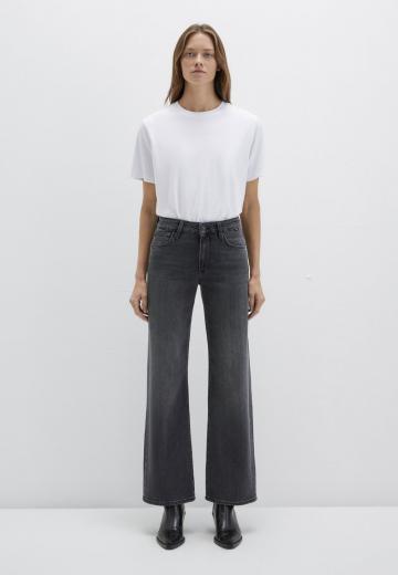 Клешеные брюки