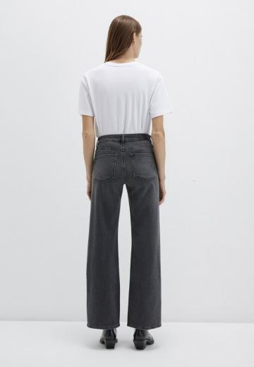 Клешеные брюки