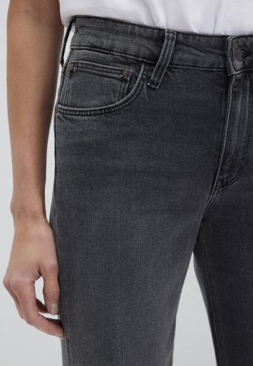 Клешеные брюки