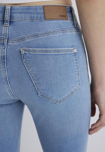 Клешеные брюки