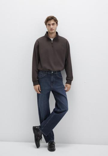 Прямые джинсы