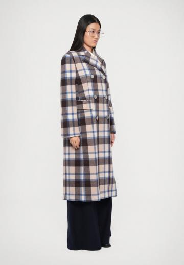 Шерстяное пальто